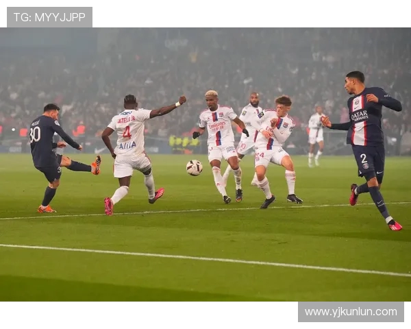 昔日法甲七冠王里昂陷入危机因财务问题惨遭罚降入乙级 昔日法甲七冠王里昂陷入危机因财务问题惨遭罚降入乙级