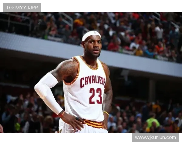 詹姆斯首次参加完整训练 后备联盟历练迎接新赛季挑战